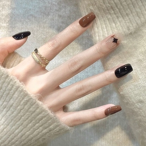 Press On Nails Long Coffin Shape Glossy Brown Black Nude Plaid Pattern Vintage Style Artificial Fingernails For Women Autumn Winter Manicure Kit