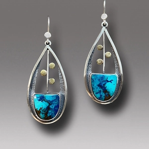Orecchini a goccia bohémien con turchese blu-verde e finitura in argento spazzolato