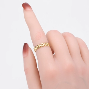 Vintage gold S925 sterling silver chain link ring in a textured watch band style