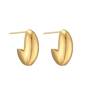 Minimalist 18K gold-plated irregular pea heart-shaped stud earrings on white background