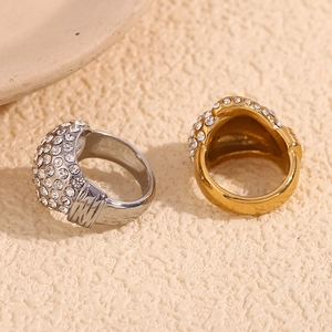 Luxury gold and silver stainless steel rings with full crystal pavé for men and women