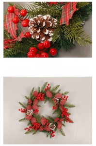 Détails d'une couronne de Noël avec pommes de pin, baies rouges et nœud écossais festif