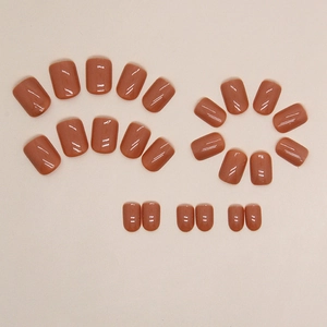 Minimalist red-brown glossy square press-on nails set with 24 pieces in various sizes