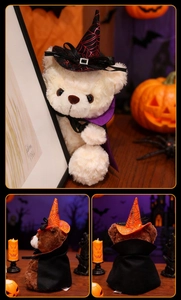 Dettaglio di orsetti di Halloween con cappelli da mago a ragnatela e mantelle a tema