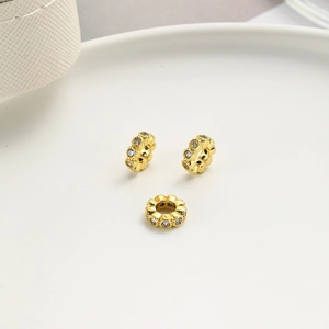Perles d'espacement exquises en cuivre doré avec zircons pour la création de bijoux