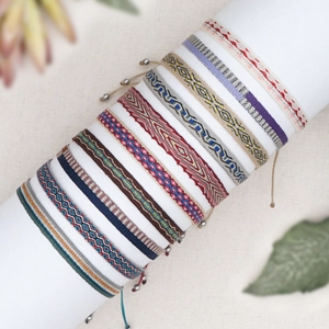 Handgewebtes Freundschaftsarmband Böhmisches Ethnisches Geometrisches Muster Verstellbare Kordel Schmuck Unisex Neuheit