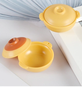 Miniature yellow clay pot model with lid for dollhouse DIY kitchen scene decoration