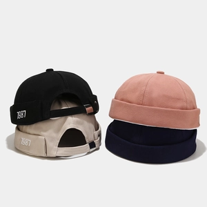 Berretti Miki minimalisti in cotone con ricamo 1987 in nero, beige, rosa e blu navy