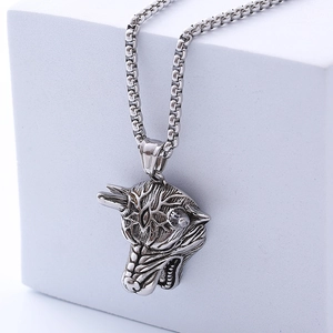 Vintage silver wolf head pendant necklace made of stainless steel with a bold hip hop style