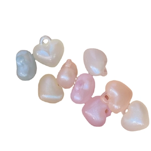 Luminous heart-shaped acrylic beads with iridescent pearl finish for DIY jewelry making