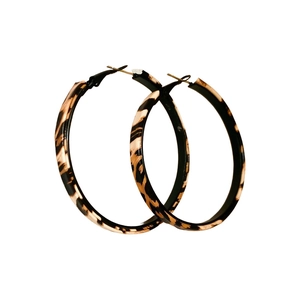Vintage leopard print leather hoop earrings featuring a geometric large circle design