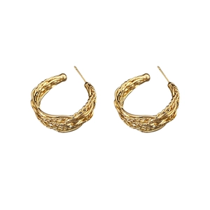 Chic 18K gold plated C-shaped earrings with twisted texture and polished finish
