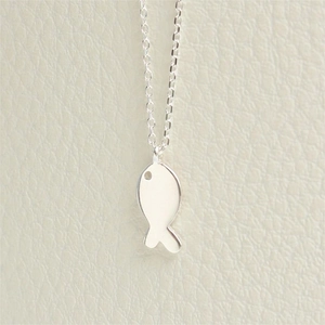 Minimalist 925 sterling silver fish pendant necklace with polished finish and cross chain