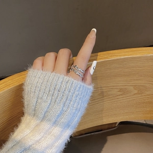Minimalist 925 sterling silver ring with irregular texture and double-layered lava design