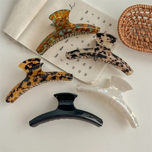 Hair Claw Clips Cellulose Acetate Leopard Tortoiseshell French Vintage Style Large Grip Shark Clips For Women