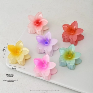 Set of six colorful flower hair claws in gradient plastic, measuring 4cm each