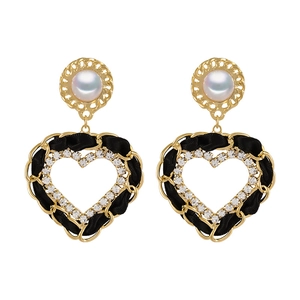 Boucles d'oreilles cœur vintage en similicuir tressé noir, chaînes d'or et perles