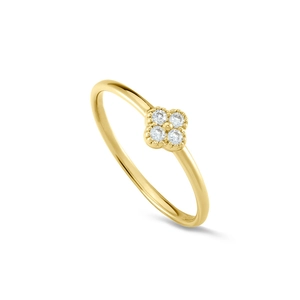 Elegant gold S925 silver ring featuring a four-leaf clover design with sparkling zirconia