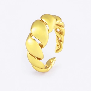 Irregular twisted 18K gold plated copper ring with adjustable open band design