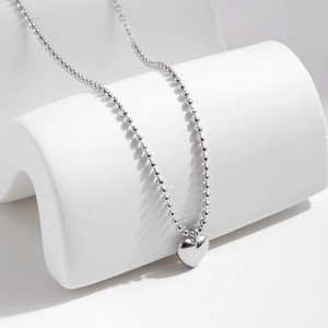 Minimalist s925 silver beaded chain necklace with a polished 3D heart-shaped pendant