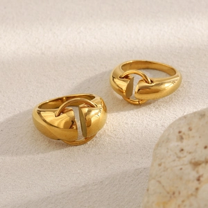 Interlocking Circle Ring Geometric Minimalist Stainless Steel 18K Gold Plated Polished Finish Fashion Jewelry For Women