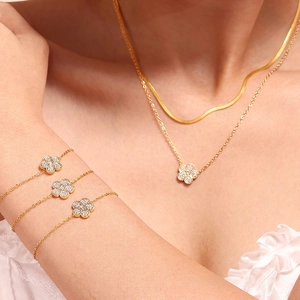 Five Petal Flower Pendant Necklace And Bracelet PVD Gold Plated Titanium Steel Zircon Inlaid Elegant Women Jewelry