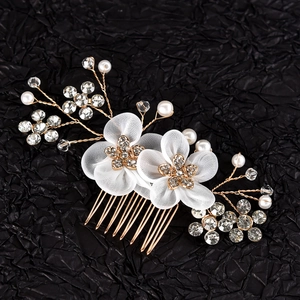 Handmade bridal hair comb with white fabric flowers, pearls and rhinestones on gold alloy