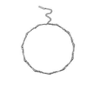 Minimalist irregular wave chain necklace in silver metal with small rectangular pendant
