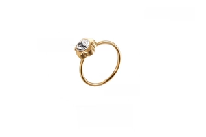 Detail of 1.4mm slim gold steel ring featuring a five-petal zircon flower stone