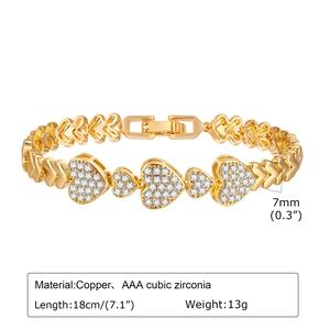 Nahaufnahme eines 18cm Gold-Herzarmbands mit Zirkonia-Ähren-Gliedern und Maßangaben