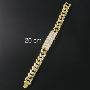 Gold cuban link bracelet with iced out pavé center and 20cm size mark for men