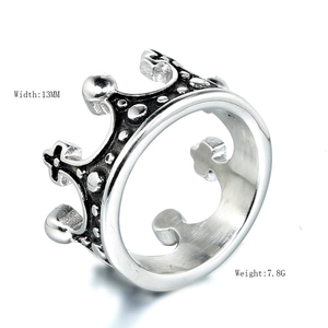 Detail view of retro stainless steel crown ring with 13MM width and 7.8G weight spec