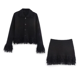 Cardigan In Maglia E Minigonna Con Frange Maniche Lunghe Revers Bottone Down Stile Street Casual Donna