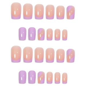 24 faux ongles violet style French wave avec base rose nude et design de lignes épuré