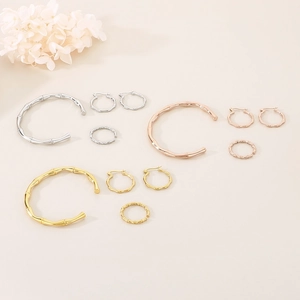 Bamboo style stainless steel jewelry set including bracelets rings and earrings in three colors