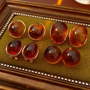 Retro Amber Resin Stud Earrings With Silver Earring Post Vintage Gold Plated Geometric Round Oval Jewelry For Women