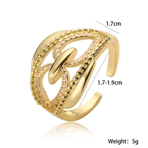 Irregular hollow heart ring in 18K gold plating with pink zircon inlay and bead edge