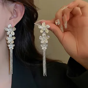 Elegant Long Tassel Flower Dangle Earrings Rhinestone Inlaid With Silver Earring Post For Women Wedding Party Jewelry