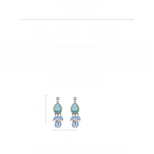 Detailed technical specifications showing copper and zircon earring dimensions and weight