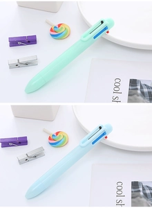 Dettaglio delle penne a sfera a scatto 6-in-1 color pastello verde menta e blu chiaro