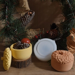 Acorn-shaped silicone mold and storage jars for autumn DIY resin and plaster crafts
