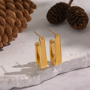 Minimalist 18K gold plated fishhook U-shape earrings with a polished mirror finish
