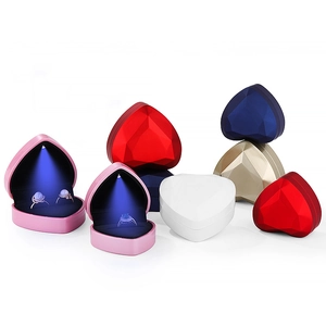 Heart shaped LED jewelry ring boxes in multiple colors with bright spotlight effect