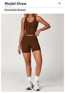 Dettagli del set yoga marrone cioccolato in tessuto spazzolato con canotta e pantaloncini