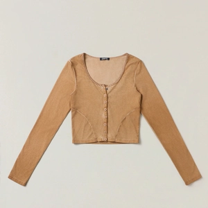Cardigan slim fit marrone sbiadito a maniche lunghe con bottoni e scollo a U