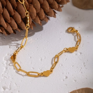 Minimalist 18K gold plated heart paperclip chain bracelet with a lobster clasp