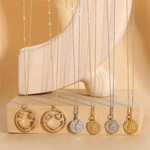 Fashion Copper Gold Plated Zirconia Smiling Face Heart Star Holding Hands Pendant Necklace For Women Valentine Gift Jewelry