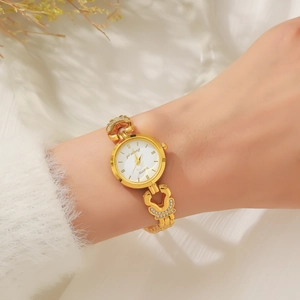 Women Bracelet Watch Gold Alloy Heart Shaped Hollow Rhinestone Fashion Elegant Quartz Analog Round Dial Wristwatch