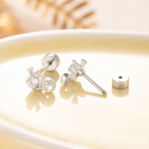 Elegant cat-shaped silver titanium steel screw back earrings with small sparkling gemstone