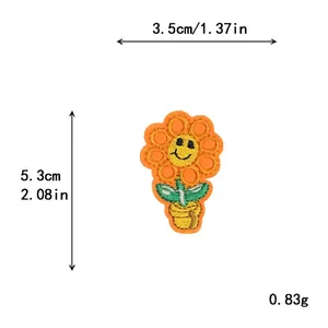 DIY sunflower embroidered patch for clothing decoration measuring 3.5cm by 5.3cm